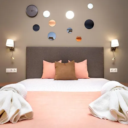 Kapana On Pedestrian Street With Parking Included Guest house *